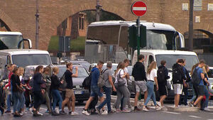 Italy Moves to Fine Pedestrians Using Mobile Phones While Crossing Street
