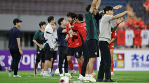 Gwangju Draws 2-2 with 10-Man Gangwon... Sets K League 1 Record with 23rd Consecutive Winless Match