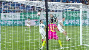 루빅손 머리 빛났다&hellip;대전, 울산에 2-1 역전승