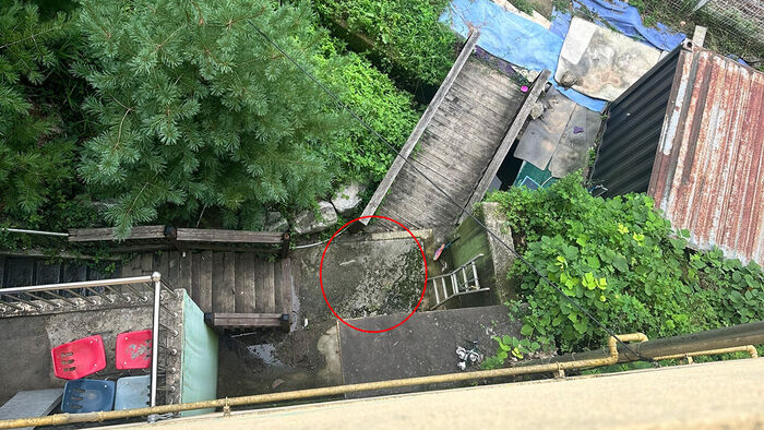 '용인 어린이집서 추락' 피해 아동이 추락한 지점 (사진=피해자 측 제공, 연합뉴스)