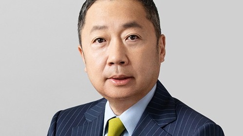 Doosan Group Chairman Park Jeong-won Departs for Nepal to Support Search for Missing Employees