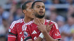 "Man City in Talks with Liverpool Over Transfer of Forward Cody Gakpo"