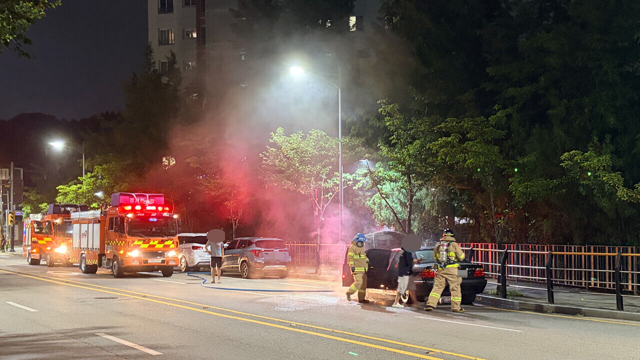 A vehicle fire on a road in Anyang, Gyeonggi Province, on the evening of the 30th