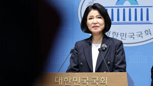 Lee Jin-sook Announces Plan to Propose Amendment to May 18 Acts: "List of Honorees Must Be Disclosed"