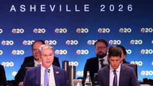 Warsh: Era of 'Global Savings Glut' Gives Way to 'Investment Surge' &mdash; 'Secular Stagnation' is a Thing of the Past