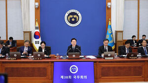 패스트트랙 '330일→90일'&hellip;개정 국회법 공포안 국무회의 의결