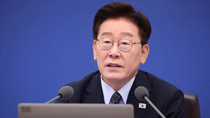 President Lee Orders 'All Available Resources' Mobilized for Oryukdo Tugboat Capsizing