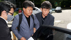 1-Year Prison Term Upheld for Former Gyeongbuk Provincial Councilor Park Chang-wook Over 'Geonjin Pubsa' Nomination Lobbying