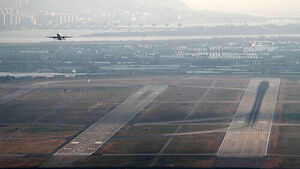 Safer Landings at Gimhae Airport... Avoiding Mountainous Terrain with Advanced Satellite Navigation
