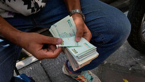 Is U.S. 'Bullying Strategy' Working? Iran's Economy 'Choking' From Hyperinflation and Plunging Currency