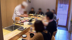 "맛있는 거 먹어" 신입에 카드 줬더니&hellip;"이게 맞나" 반전