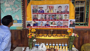 "That Phone Call Was the Last One," She Tearfully Recalls... Joint Funeral Held Without Bodies
