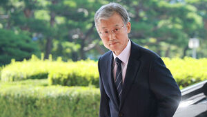 Chief Justice Cho Hee-dae on Supreme Court Nominee Re-nomination Request: "Will Listen to Discussions and State My Position"