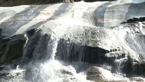 "Risk of Deadly Floods Like Nepal"... Peru Warns of Glacial Lake Outbursts