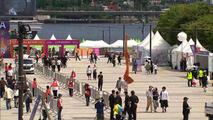 Seoul World Fireworks Festival Kicks Off Today in Yeouido; Traffic Controls on Yeouidong-ro and Wonhyo Bridge