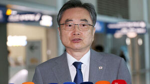 Foreign Minister Cho Hyun Departs for Nepal... "Will Meet with Missing Persons' Families"