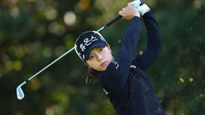 Choi Ye-rim, With 9 Runner-Up Finishes, Takes 3-Stroke Sole Lead in KLPGA Round 2