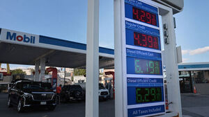 US Labor Day Gas Prices Expected to Hit Record Highs, Exceeding $4 per Gallon
