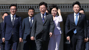 President Lee Departs for France, Set to Co-Chair 'Lumiere Summit'