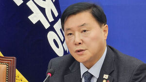 DPK Urges Han Dong-hoon to Clarify Source of Illegal Recordings, Criticizes 'Prosecutorial-Style Cabinet Politics'