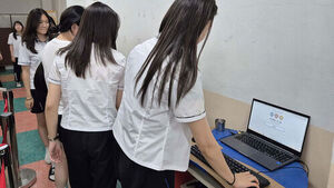 High School Students Save School Budget by Creating Dinner Attendance Web App