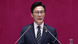 "개헌, 국민이 원하는 선까지"&hellip;'주거 뉴딜'도 제안