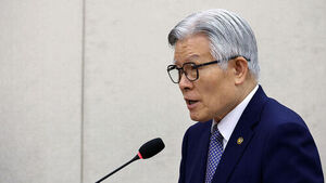 경찰&middot;소방&middot;민원 공무원 자살예방 강화&hellip;긴급 직무휴지 신설