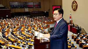 "이번 정부에서 개헌 없다&hellip;사전투표제 전면 폐지"