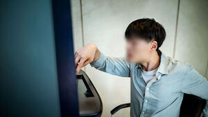 "더워도 이불 못 내리고"&hellip;죽음 떠올린 '고독사 위험군'