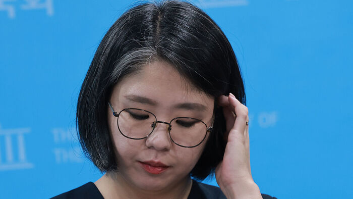 민주 "마냥 좌시할 순 없어"&hellip;오늘 고위 당정협의 '분수령'