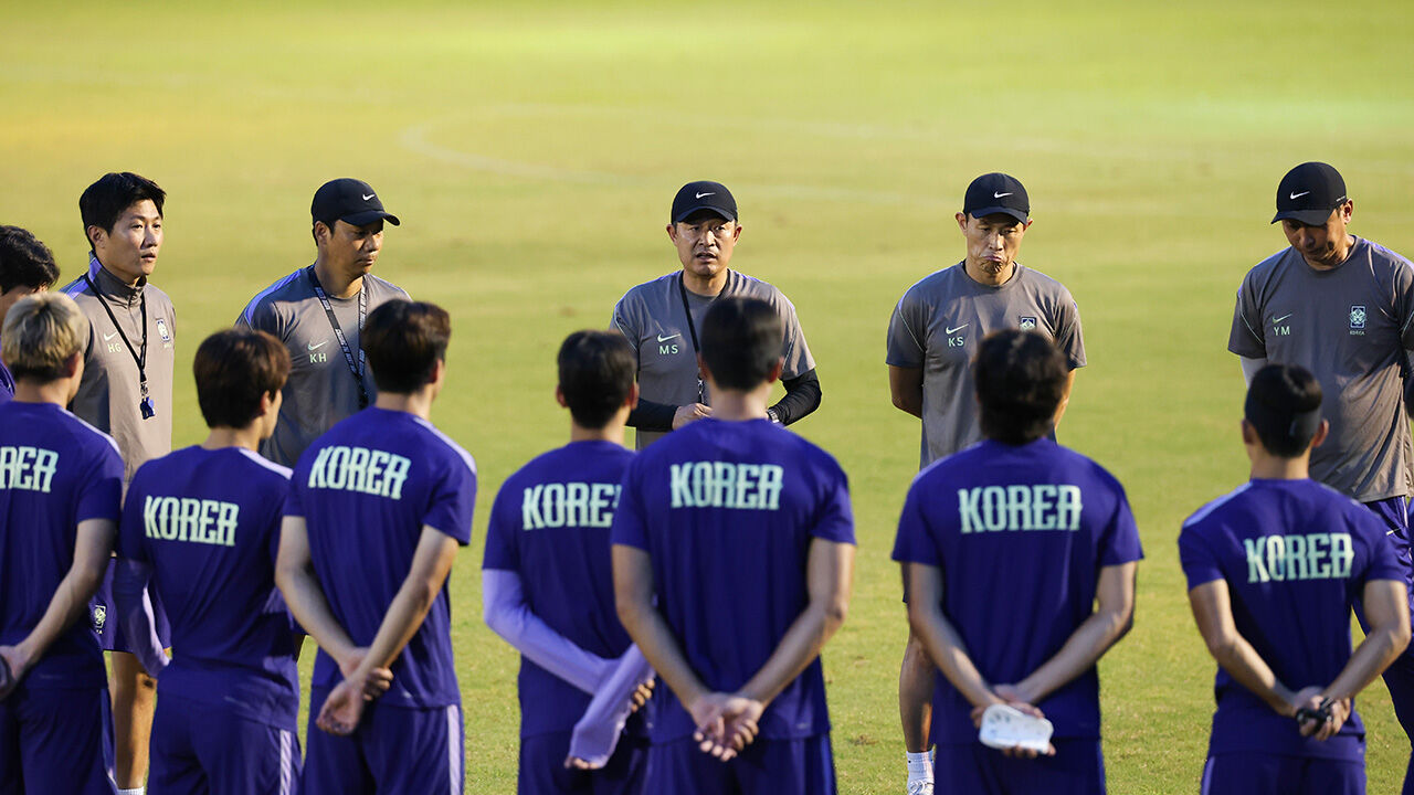 축구팀 태운 버스가 야구장으로…첫 경기 앞두고 '황당'