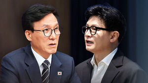 "윤석열의 배다른 형제" "뒷돈이 진짜 오물"&hellip;신경전 격화