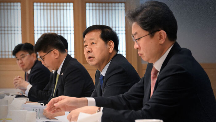 트럼프 반대에도 방향 튼 연준&hellip;우리 경제 '나비효과'는?