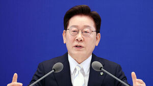 이 대통령 기자회견 30분 연기&hellip;오전 10시 30분 시작