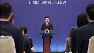 이 대통령 "제가 부족한 게 많다&hellip;더 많이 소통&middot;존중"