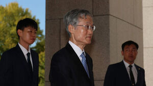 BREAKING: Cheong Wa Dae Says Refusal to Renominate 'Neutralizes President's Appointment Power... Current Situation Cannot Be Left Unaddressed'