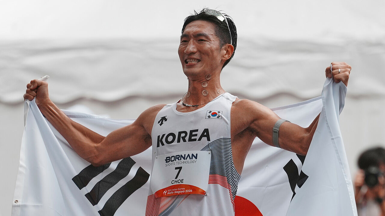 최병광, 남자 하프마라톤경보 동메달…"기쁘고 울컥"