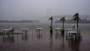 Death Toll Rises to 9 in Japan from Typhoon Dujuan... 4 Missing
