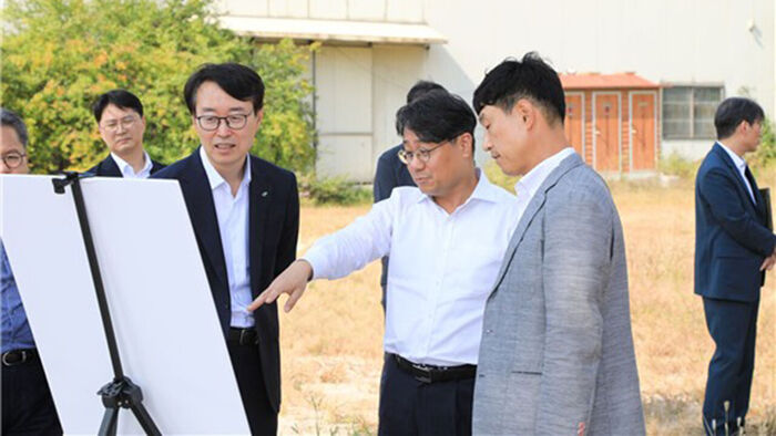 성대 야구장 추진 현황 점검하는 이성훈 LH 사장