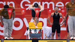 황선우, 남자 자유형 200ｍ 은메달&hellip;금메달은 중국 장잔숴 [AG 영상]