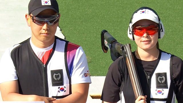 사격 장국희-이종준, 스키트 혼성 단체전 은메달 획득 [AG 영상]