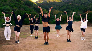 The Charm of 'Geun-Seraphim': LE SSERAFIM Releases 'Dance Cardio' Content