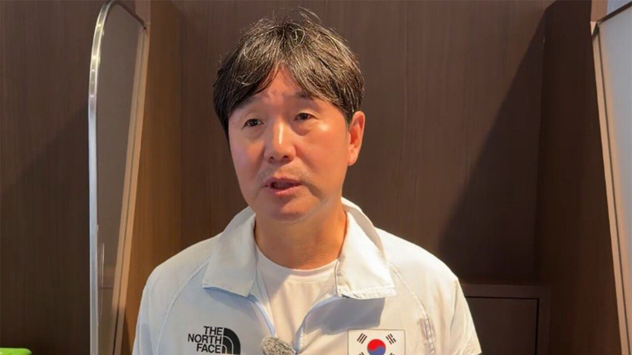 류지현 감독 "직원들 잠도 못 자…KBO 지원 덕분에 우승"