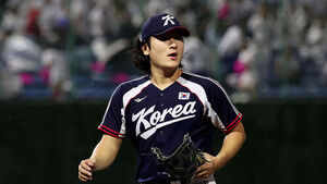 "A Martyr" for His Fighting Spirit Just Like That Day Nine Years Ago... Praise Poured on Kwak Been