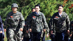 국민의힘 장동혁 대표가 29일 인천 백령도를 방문해 천안함 46용사 위령탑을 찾고 있다. 