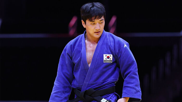 1일 일본 나고야 아이치 인터내셔널 아레나에서 열린 2026 아이치·나고야 아시안게임 유도 남자 -81kg급 동메달 결정전. 한국 이준환이 이란의 엘랴스 파르히즈가르를 상대로 승리하고 동메달을 획득하고 있다. (사진=연합뉴스)