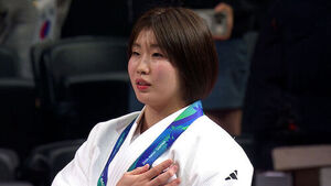 '독립운동가 후손' 허미미 금메달&hellip;태극기 높이 올렸다