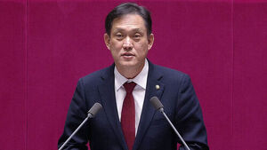 "Chun Doo-hwan Did Not Commit Insurrection" Remark Sparks Backlash; Motions for Discipline and Expulsion Filed