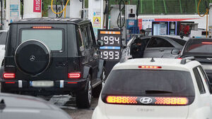 Global Gasoline Car Sales Share Drops Below 50% for First Time... EVs on the Rise