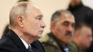 Putin Inspects Military Drills a Day After Issuing Nuclear Threat to NATO